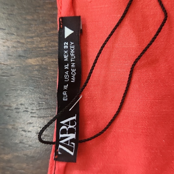 ZARA cropped wrap top L red short sleeve v-neck blouse - Picture 2 of 4